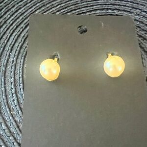 Elegant Gold Pearl Stud Earrings